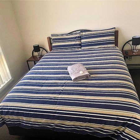 Dbj Holiday Units Mulwala Esterno foto