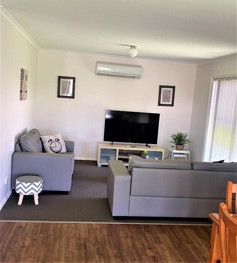Dbj Holiday Units Mulwala Esterno foto