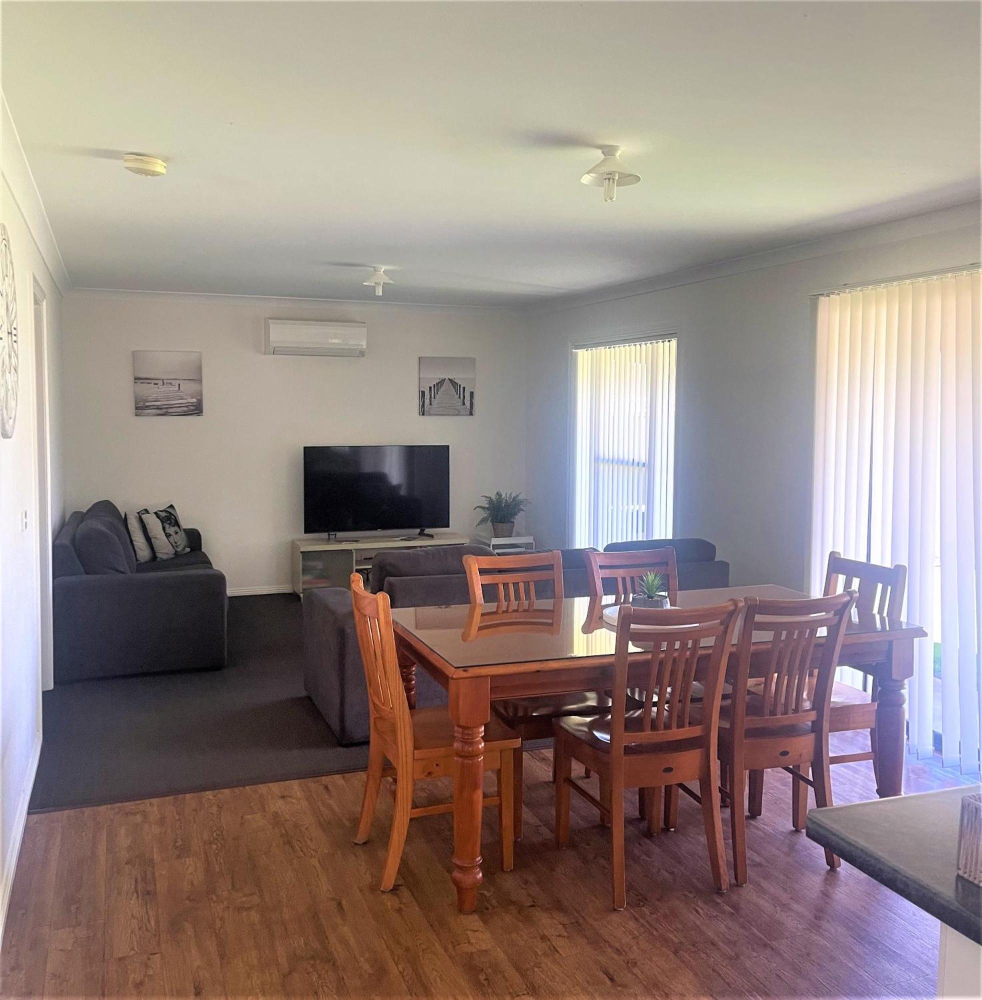 Dbj Holiday Units Mulwala Esterno foto